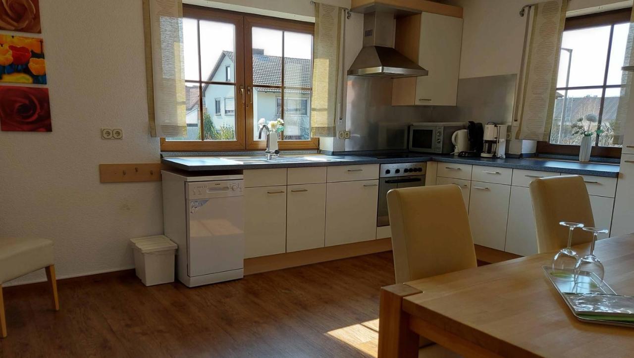 Gaestehof - Weinbau Saeger Nordheim am Main Extérieur photo